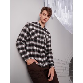 Men Tartan Print Pocket Front Shirt