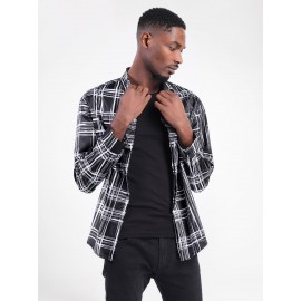 Men Plaid Print Curved Hem Shirt