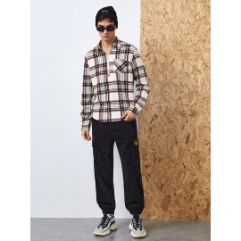 Men Plaid Print Patched Pocket Shirt