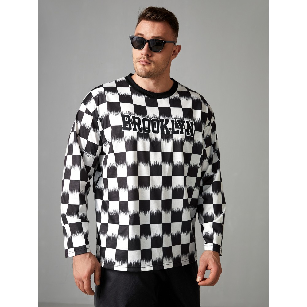 Extended Sizes Men Checkered & Letter Graphic Tee